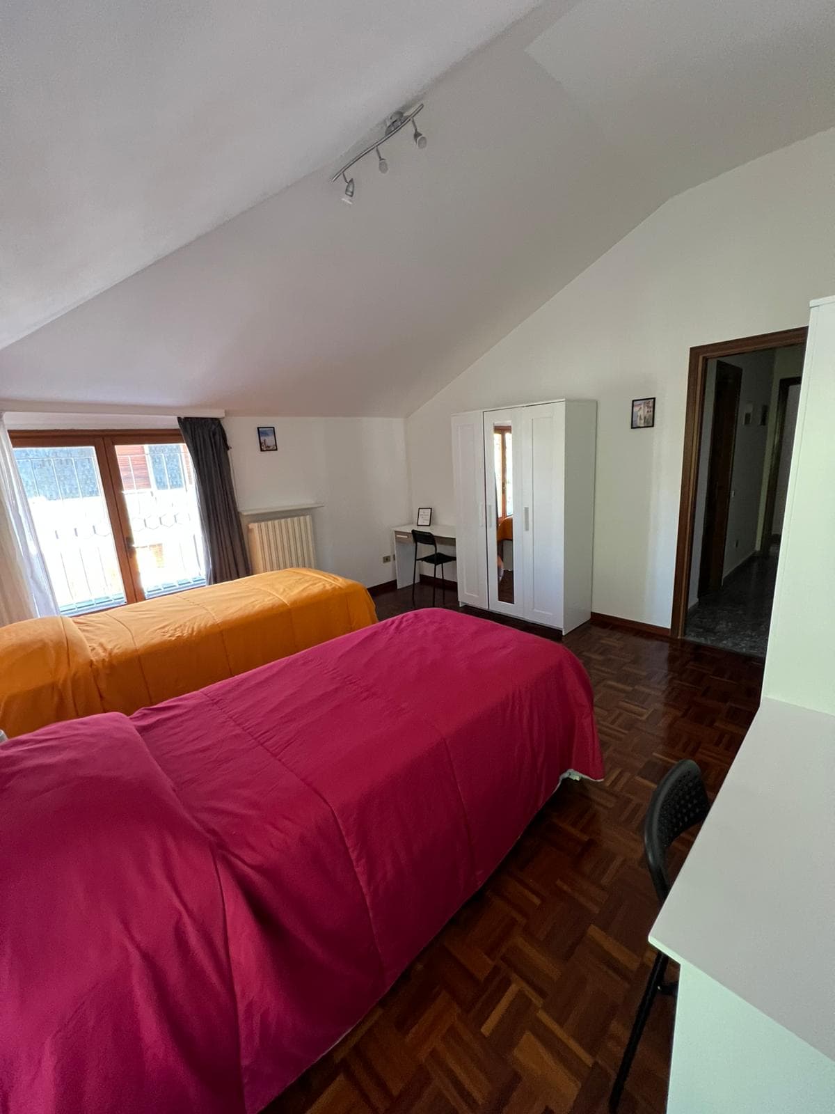 Double room LEG-D2 at Bed&Brains Legnani Residence in Varese